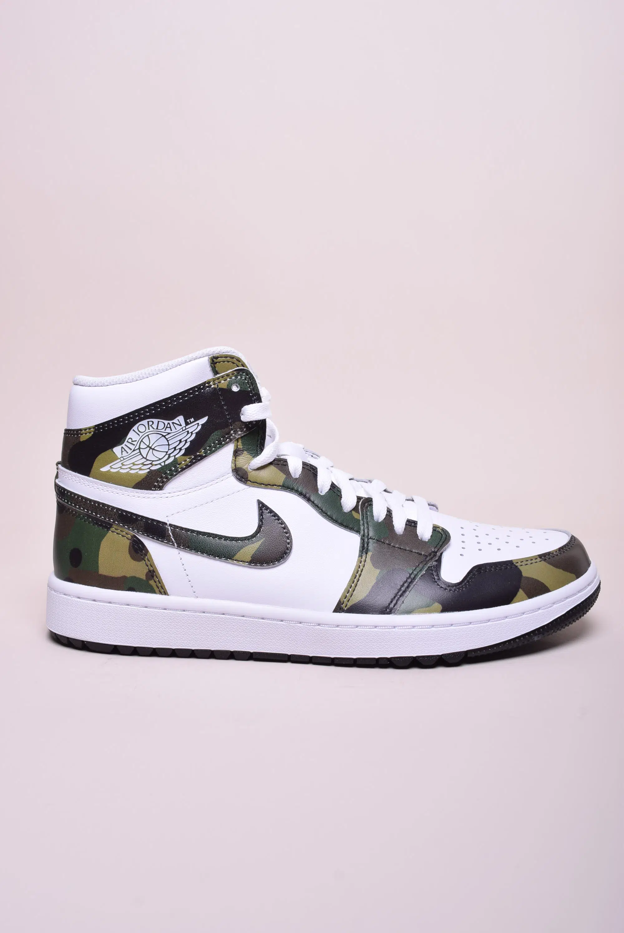 Produse încărcate recent - Sneakers barbati Air Jordan 1 High "Camo Golf"