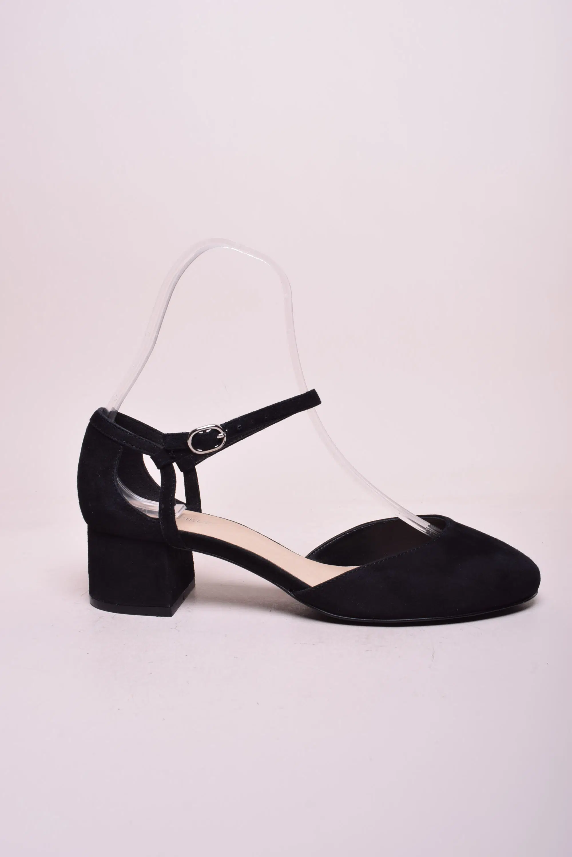 Încălțăminte damă - Pantofi dama decupati