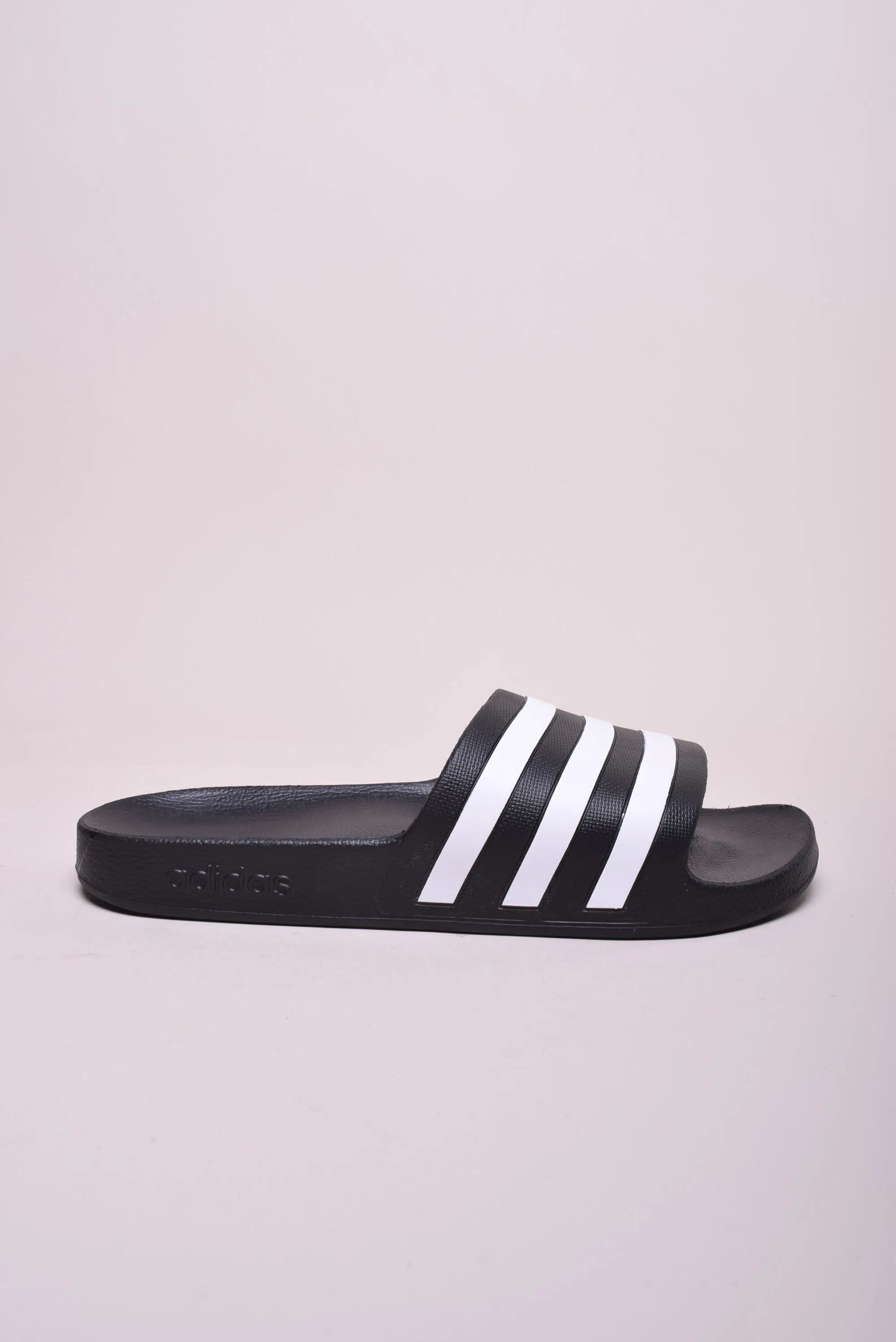 Produse încărcate recent - Slapi barbati Adilette Aqua