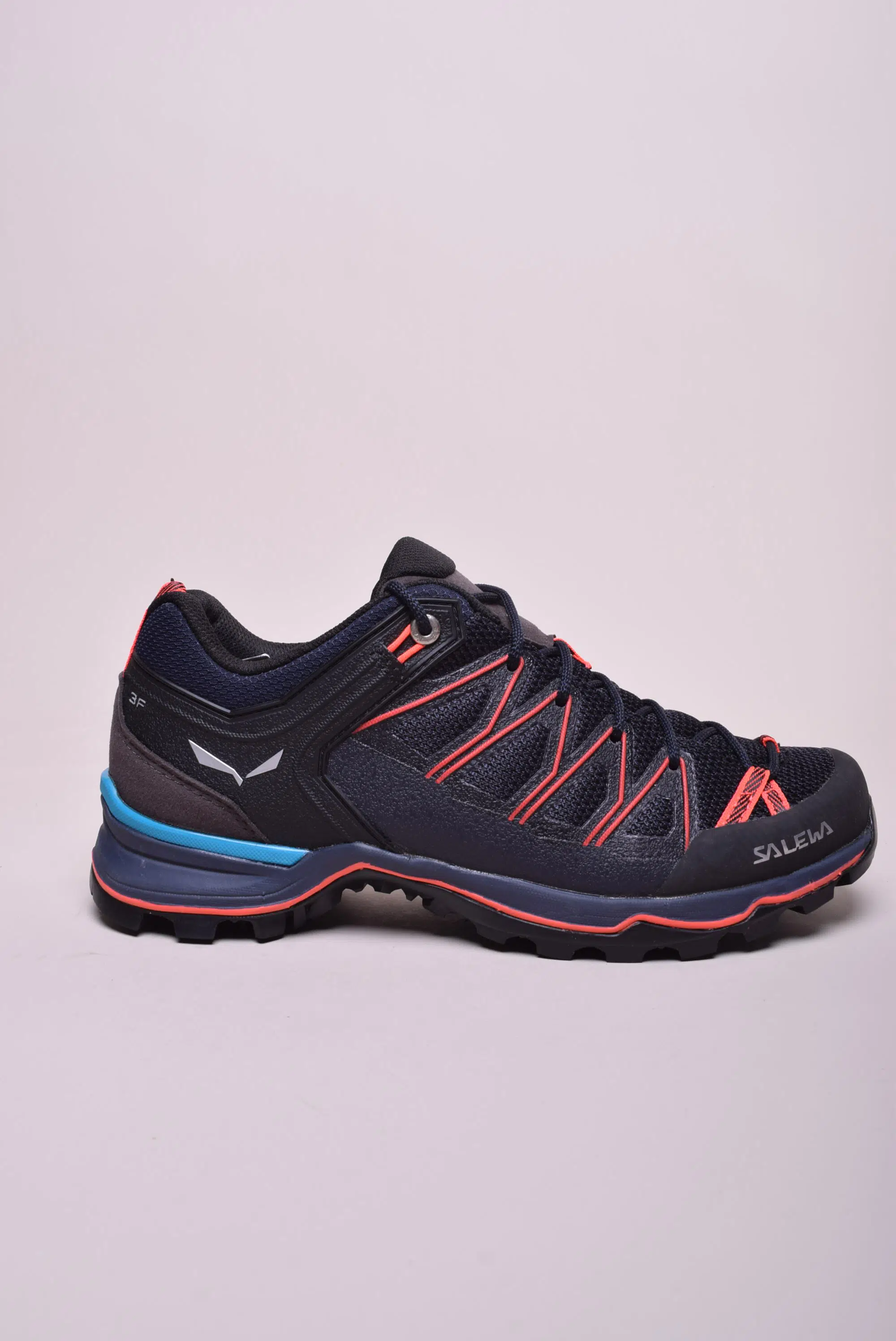 Produse încărcate recent - Ghete trekking dama Mtn Trainer Lite